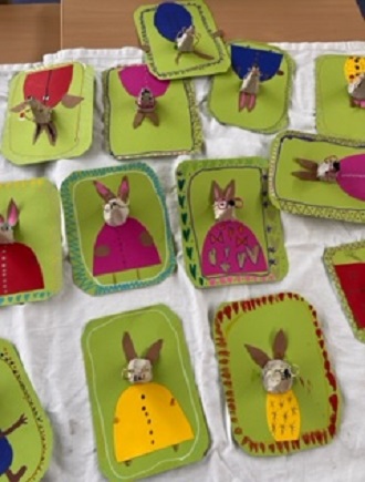 gebastelte Osterkarten mit Hasen